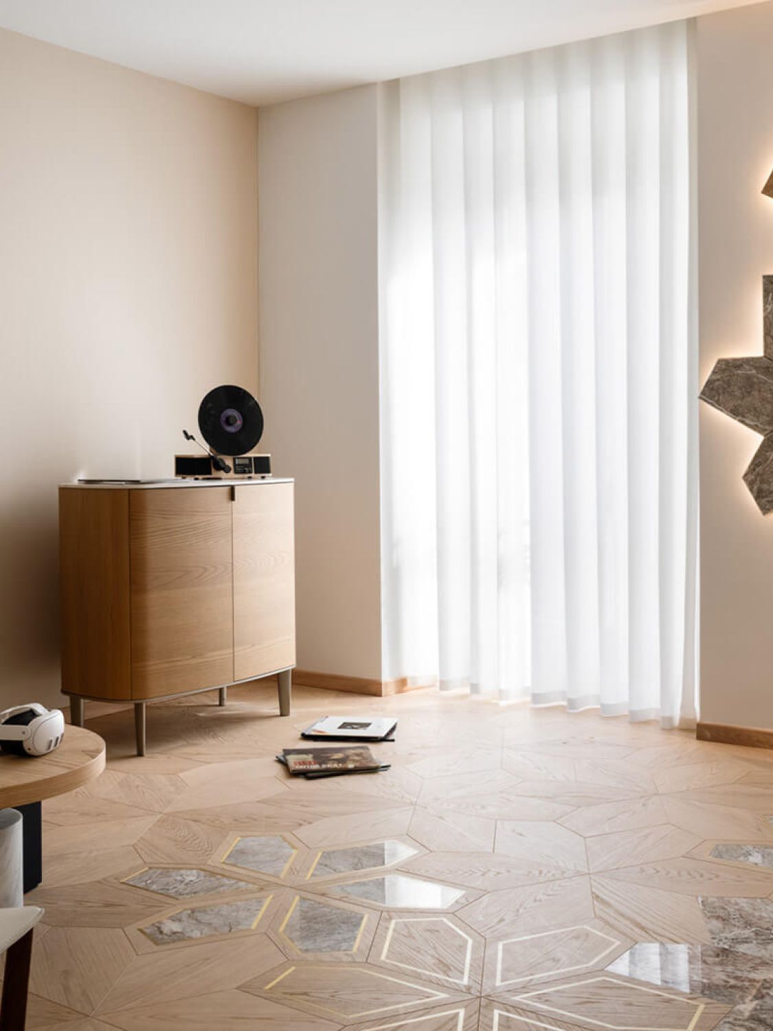 Light, airy geometries for a wellness concept